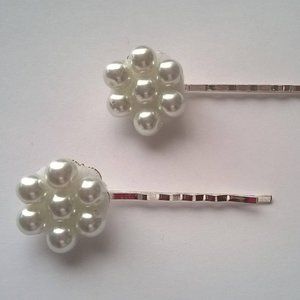 White Glass Pearl SP Bobby Pins Pair